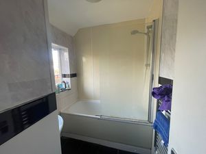 Photo 16- click for photo gallery